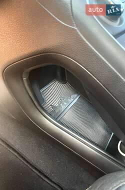 Седан Chrysler 200 2014 в 