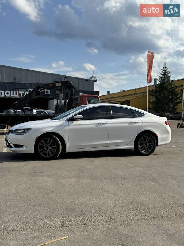 Седан Chrysler 200 2014 в Житомире