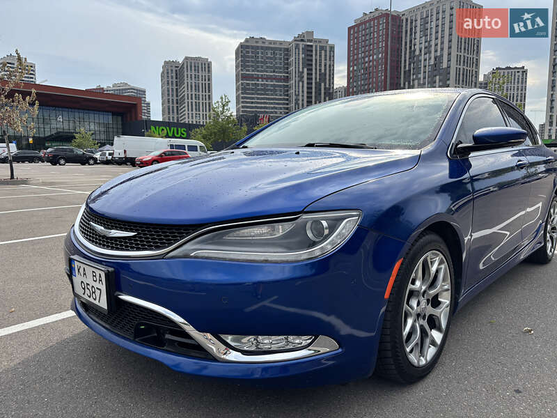 Седан Chrysler 200 2014 в Киеве