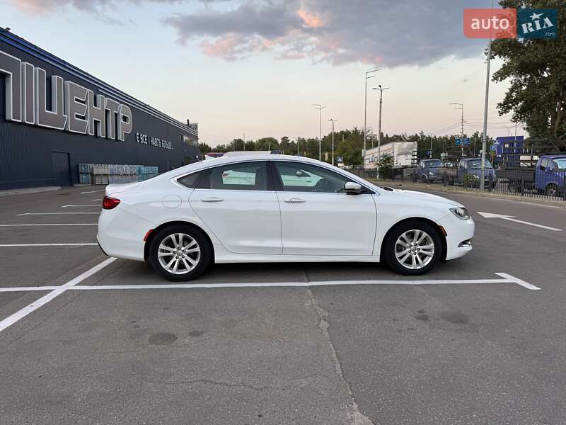 Седан Chrysler 200 2014 в Киеве