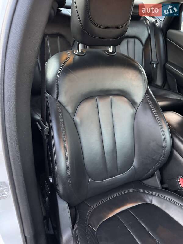 Седан Chrysler 200 2014 в Киеве