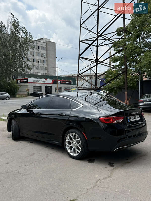 Седан Chrysler 200 2014 в Дніпрі