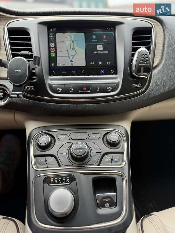 Седан Chrysler 200 2014 в Дніпрі