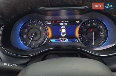 Седан Chrysler 200 2014 в 