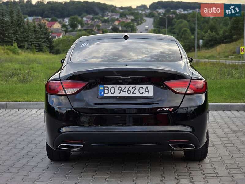 Седан Chrysler 200 2014 в Тернополі