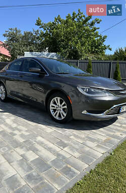 Седан Chrysler 200 2015 в Хмельницком
