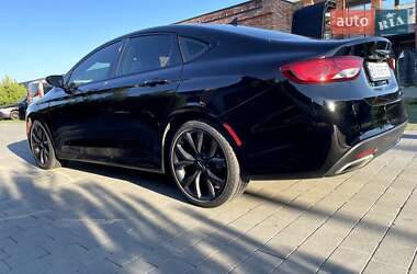 Седан Chrysler 200 2015 в 
