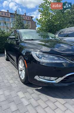 Седан Chrysler 200 2015 в Києві