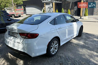 Седан Chrysler 200 2015 в 