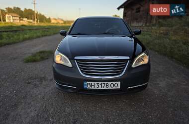 Седан Chrysler 200 2012 в Бердичеве