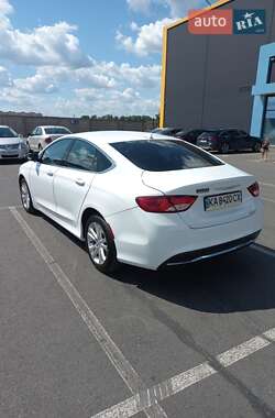 Седан Chrysler 200 2016 в 