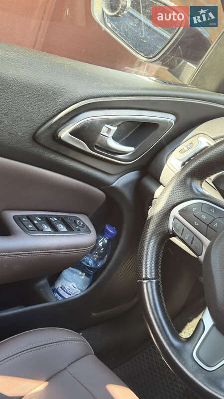 Седан Chrysler 200 2015 в Киеве