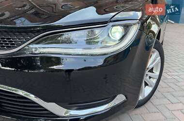 Седан Chrysler 200 2015 в 