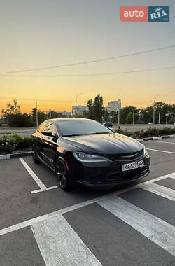 Седан Chrysler 200 2015 в Харкові