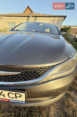 Седан Chrysler 200 2016 в 