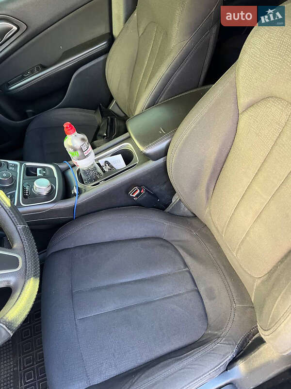 Седан Chrysler 200 2014 в Києві фото 9 Седан Chrysler 200 2014 в Києві