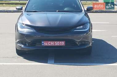 Седан Chrysler 200 2016 в Києві