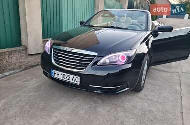 Кабриолет Chrysler 200 2012 в 