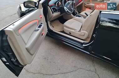 Кабриолет Chrysler 200 2012 в 