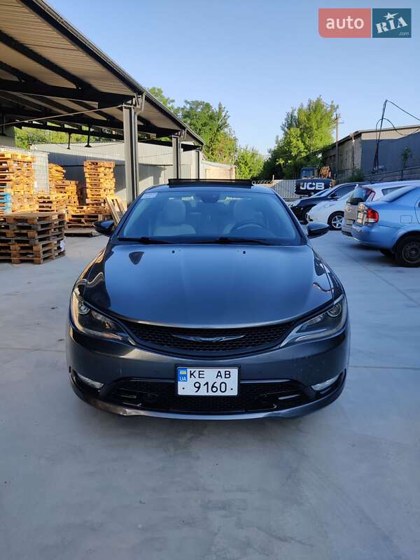Седан Chrysler 200 2014 в Днепре