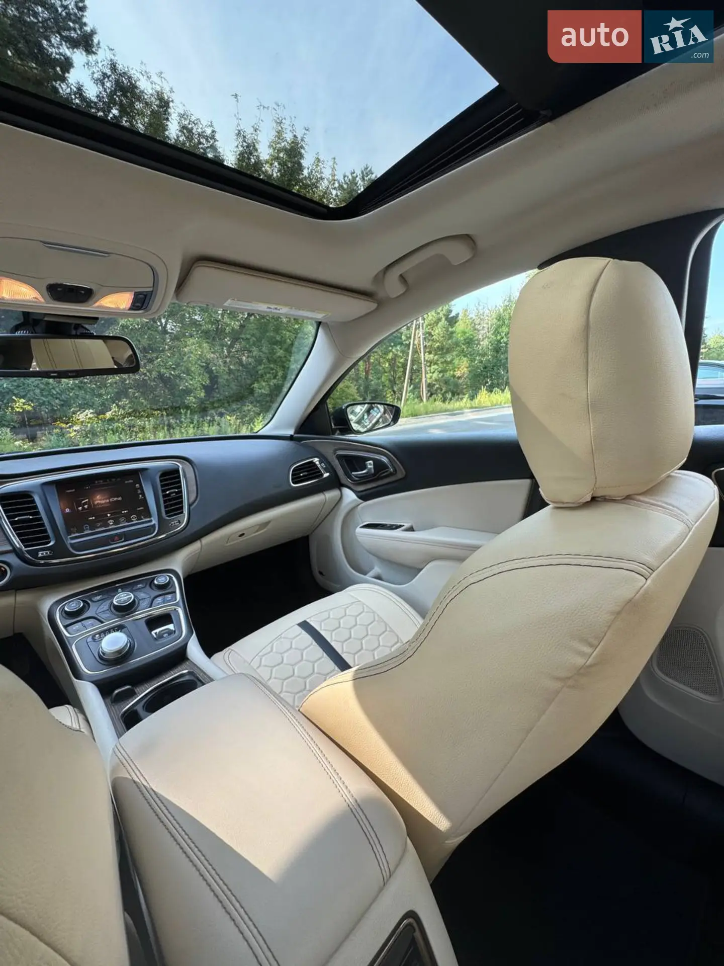 2015 Chrysler 200 - мініатюра 13