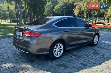 Седан Chrysler 200 2015 в 