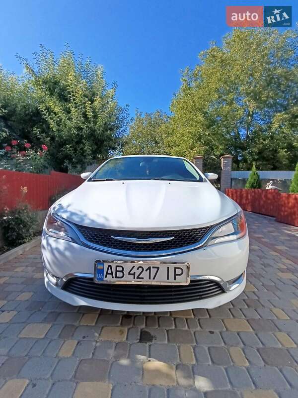 Седан Chrysler 200 2014 в Песчанке