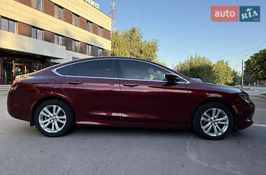 Седан Chrysler 200 2015 в Дніпрі