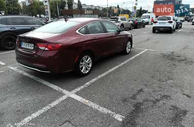 Седан Chrysler 200 2016 в Киеве