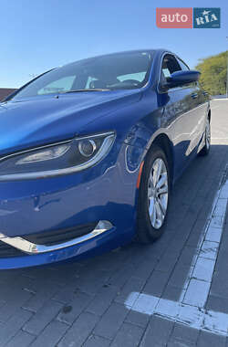 Седан Chrysler 200 2015 в Одесі