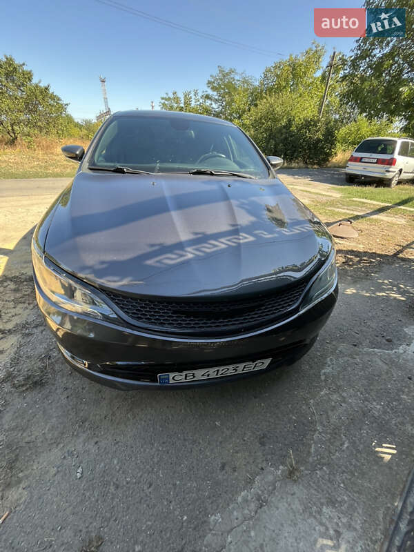 Седан Chrysler 200 2015 в Балте