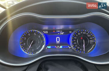 Седан Chrysler 200 2014 в 