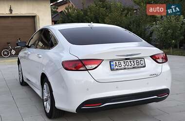 Седан Chrysler 200 2014 в 