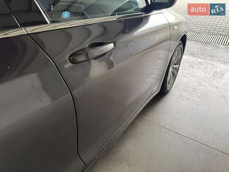 Седан Chrysler 200 2015 в Знаменке