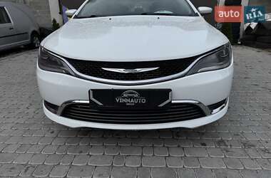Седан Chrysler 200 2016 в 