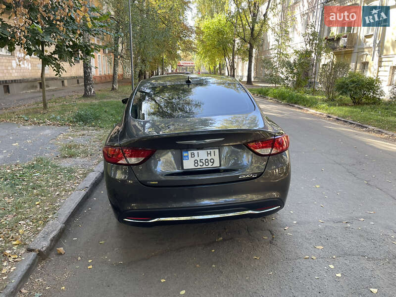 Седан Chrysler 200 2015 в Полтаве фото 5 Седан Chrysler 200 2015 в Полтаве