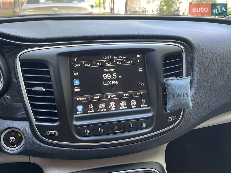 Седан Chrysler 200 2015 в Полтаве фото 33 Седан Chrysler 200 2015 в Полтаве