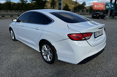 Седан Chrysler 200 2015 в 