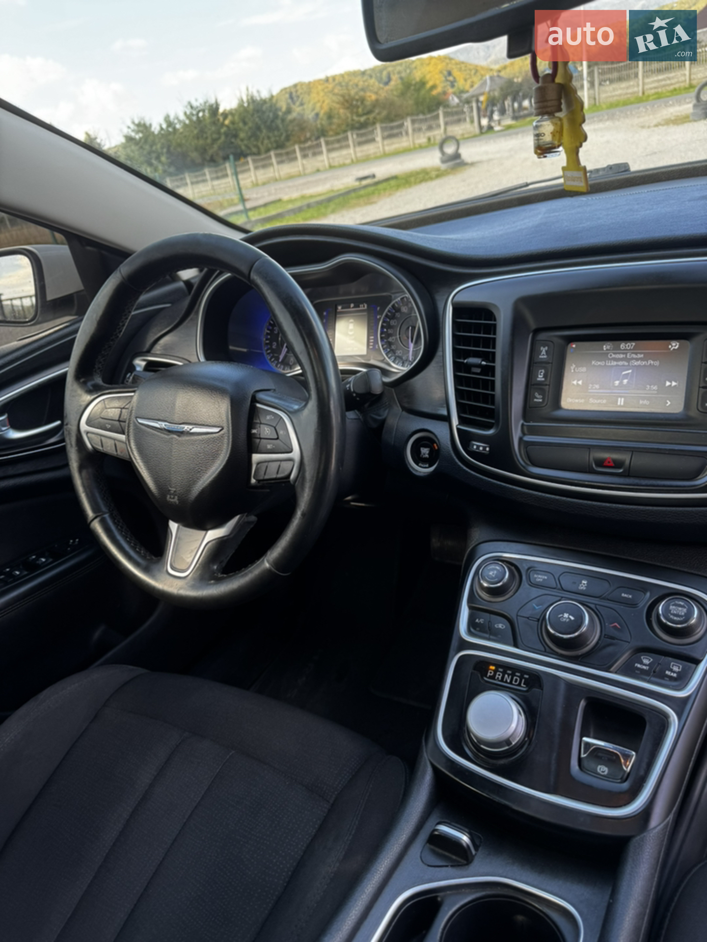 2015 Chrysler 200 - мініатюра 27