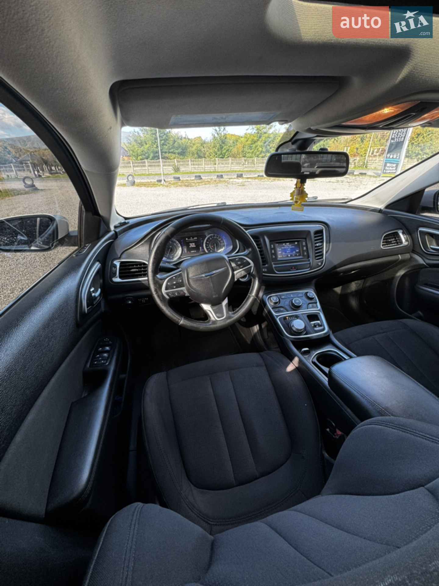2015 Chrysler 200 - мініатюра 31