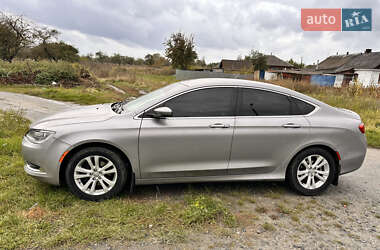 Седан Chrysler 200 2015 в 