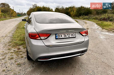 Седан Chrysler 200 2015 в 