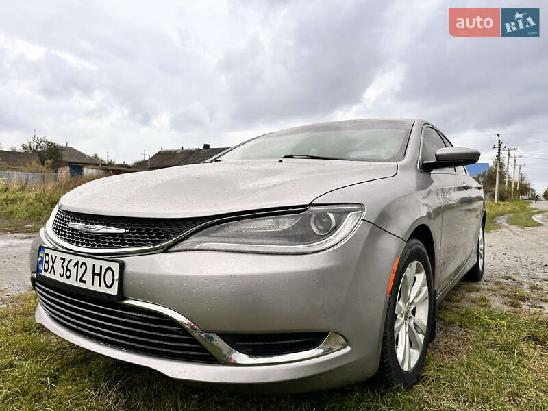 Седан Chrysler 200 2015 в Изяславе