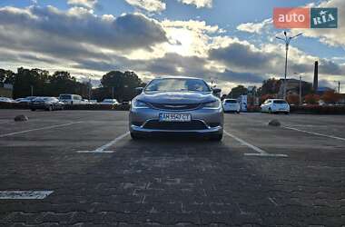 Седан Chrysler 200 2015 в Житомирі