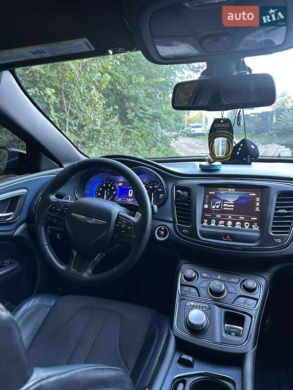 Седан Chrysler 200 2014 в Львове фото 12 Седан Chrysler 200 2014 в Львове