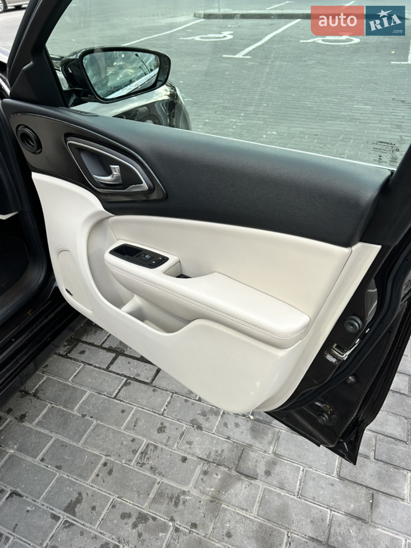 2014 Chrysler 200 - мініатюра 13