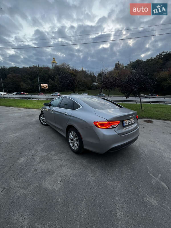 Седан Chrysler 200 2015 в Киеве фото 6 Седан Chrysler 200 2015 в Киеве