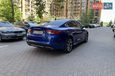 Седан Chrysler 200 2015 в  фото 9 Седан Chrysler 200 2015 в