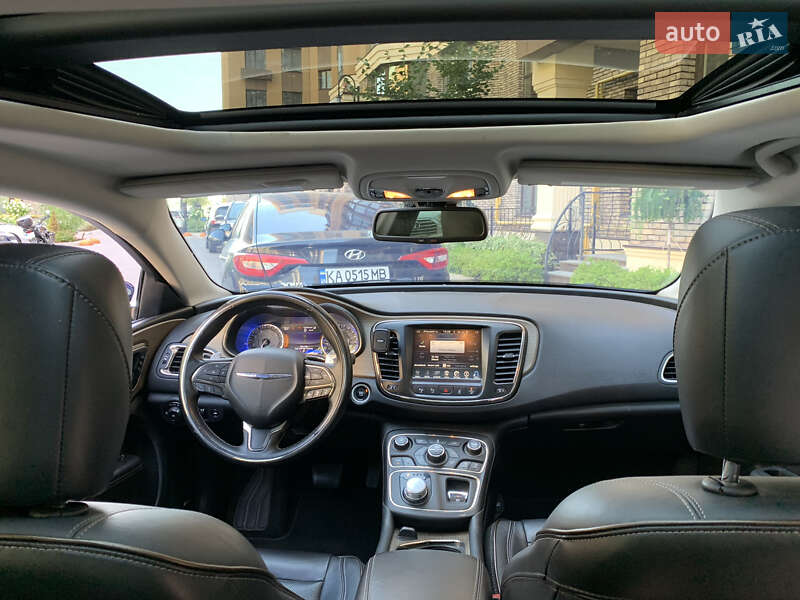 Седан Chrysler 200 2015 в Киеве фото 22 Седан Chrysler 200 2015 в Киеве
