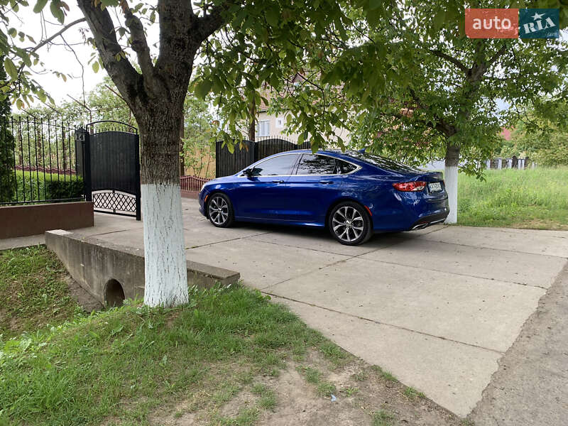 Седан Chrysler 200 2015 в Киеве фото 27 Седан Chrysler 200 2015 в Киеве